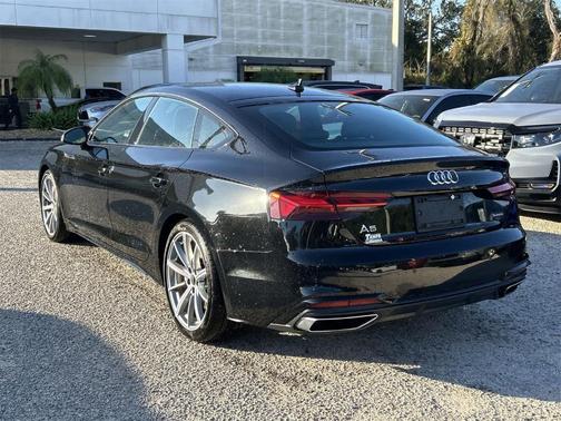2025 Audi A5 Sportback S line Premium