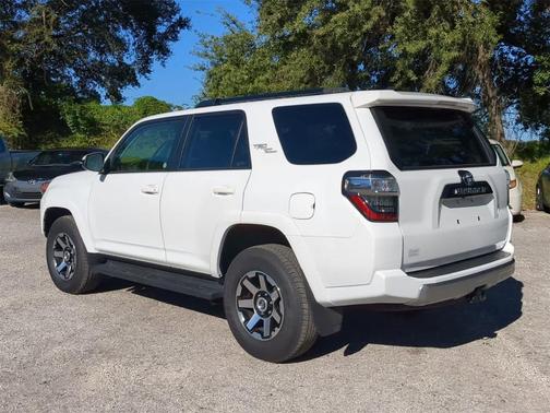 2024 Toyota 4Runner TRD Off Road