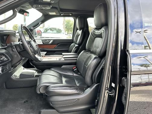 2019 Lincoln Navigator L Reserve