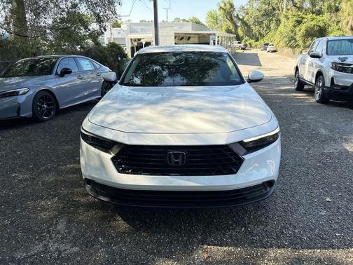 Platinum White Pearl 2025 Honda Accord LX