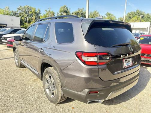 Modern Steel Metallic 2026 Honda Pilot EX-L