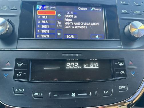 2013 Toyota Avalon Hybrid XLE Premium