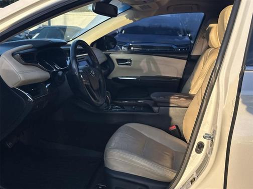 2013 Toyota Avalon Hybrid XLE Premium
