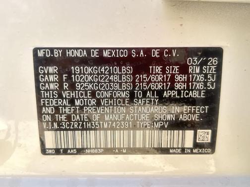 Platinum White Pearl 2026 Honda HR-V LX