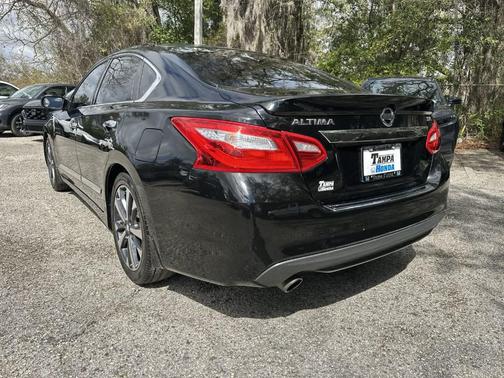 2016 Nissan Altima 2.5 SR