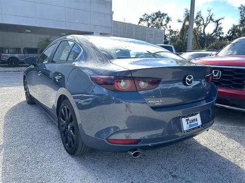 2024 Mazda Mazda3 Carbon Edition