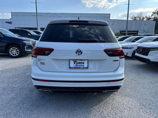 2021 Volkswagen Tiguan 2.0T SE R-Line Black