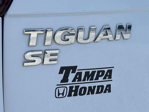 2021 Volkswagen Tiguan 2.0T SE R-Line Black