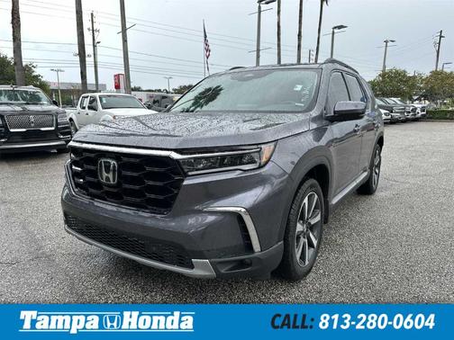 2024 Honda Pilot Touring