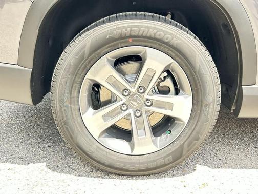 Modern Steel Metallic 2026 Honda Pilot EX-L