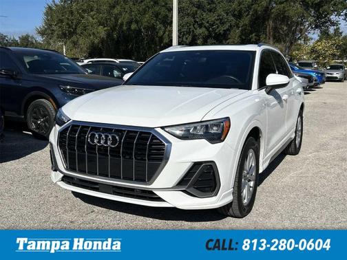 2022 Audi Q3 45 S line Premium