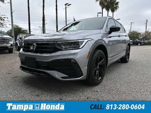 2024 Volkswagen Tiguan 2.0T SE R-Line Black