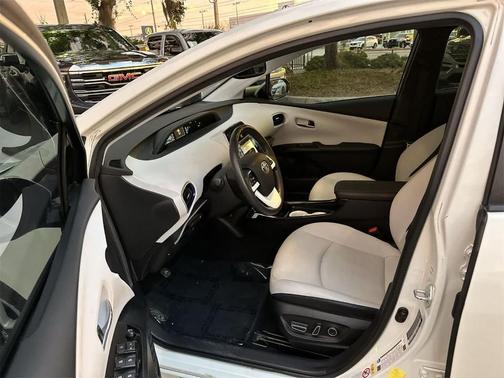 2016 Toyota Prius Four