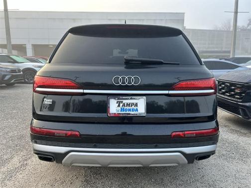 2025 Audi Q7 55 Premium Plus