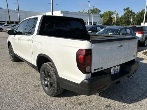 Platinum White Pearl 2026 Honda Ridgeline TrailSport
