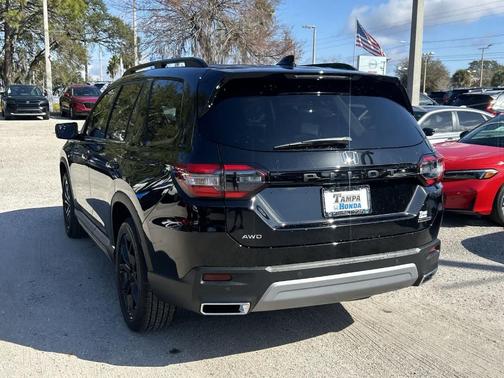 2025 Honda Pilot Touring+