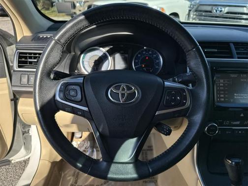 2015 Toyota Camry Hybrid XLE