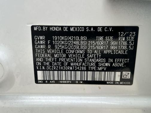 Platinum White Pearl 2024 Honda HR-V LX