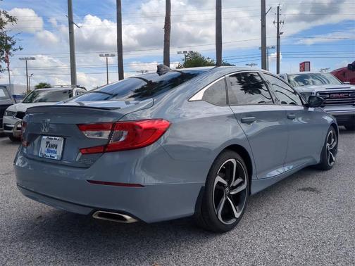 2022 Honda Accord Sport SE