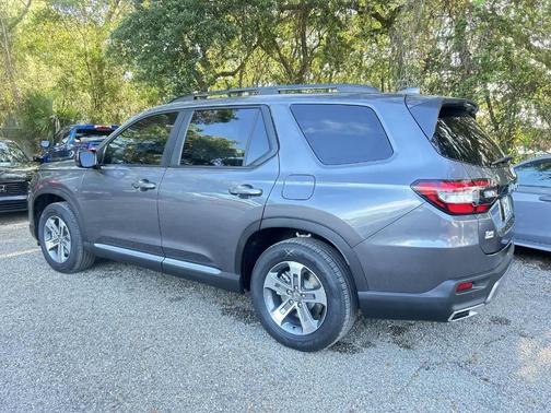 Modern Steel Metallic 2026 Honda Pilot EX-L
