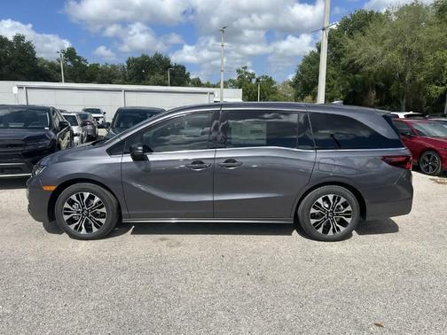 Modern Steel Metallic 2026 Honda Odyssey Elite