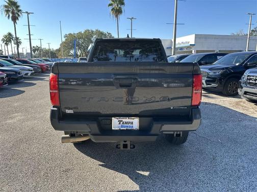 2024 Toyota Tacoma Hybrid TRD HYBRID