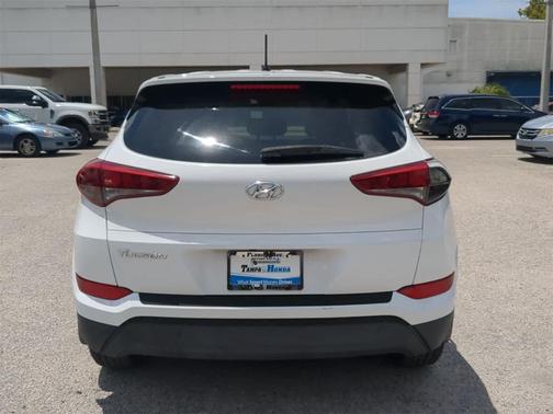 2018 Hyundai TUCSON SE