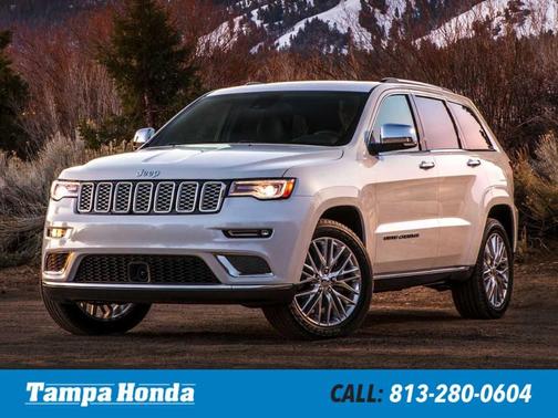 Granite Crystal Clearcoat Metallic 2019 Jeep Grand Cherokee Limited