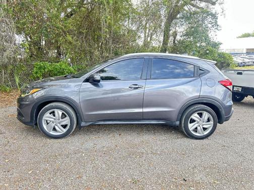 Modern Steel Metallic 2019 Honda HR-V EX