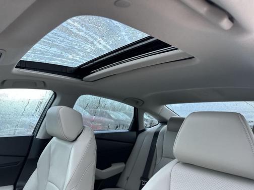 Meteorite Gray Metallic 2026 Honda Accord Hybrid EX-L
