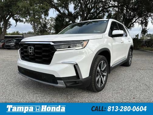 2025 Honda Pilot Touring