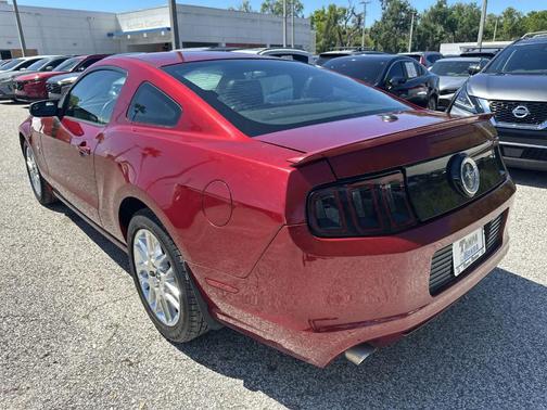 2014 Ford Mustang V6 Premium