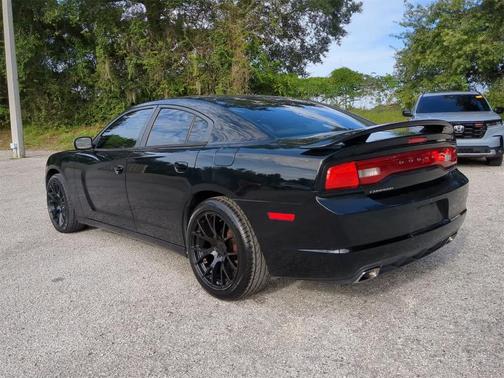 2013 Dodge Charger SE