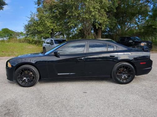 2013 Dodge Charger SE
