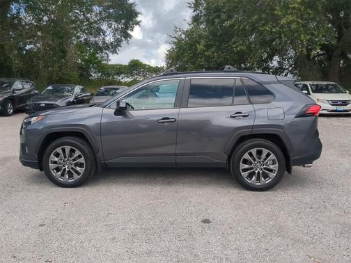 2024 Toyota RAV4 XLE Premium