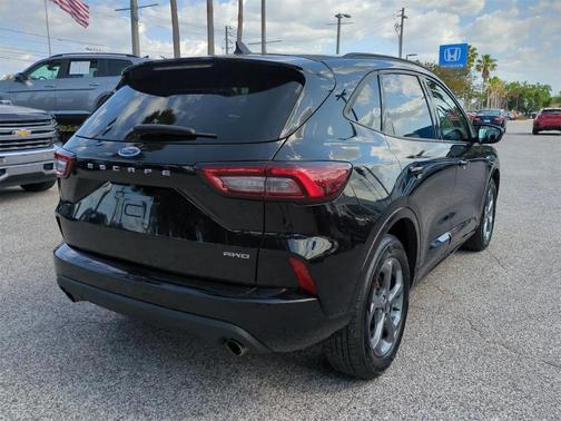 2023 Ford Escape ST-Line