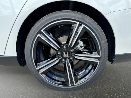 Platinum White Pearl 2026 Honda Accord SE