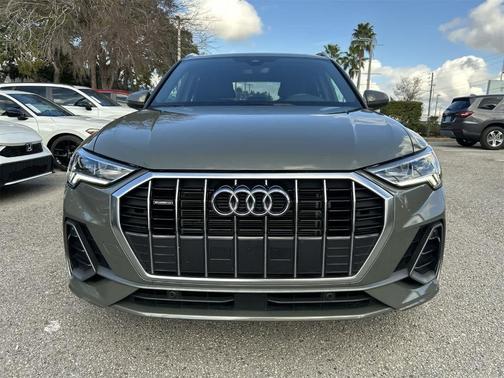 2025 Audi Q3 45 S line Premium
