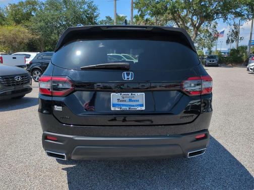 2023 Honda Pilot Sport