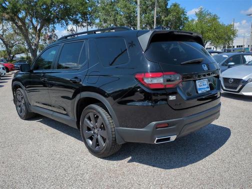 2023 Honda Pilot Sport