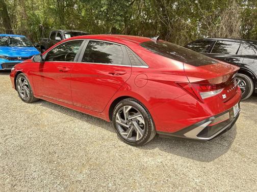 Red 2024 Hyundai ELANTRA Limited