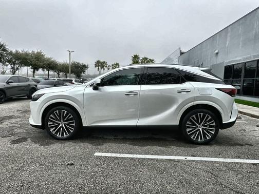 Eminent White Pearl 2024 Lexus RX 350h Premium Plus
