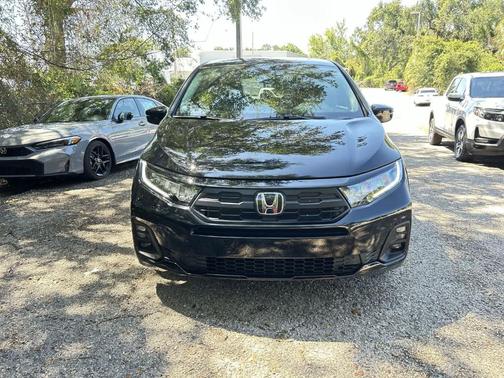 Crystal Black Pearl 2026 Honda Odyssey EX-L