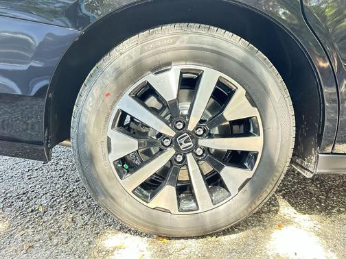 Crystal Black Pearl 2026 Honda Odyssey EX-L