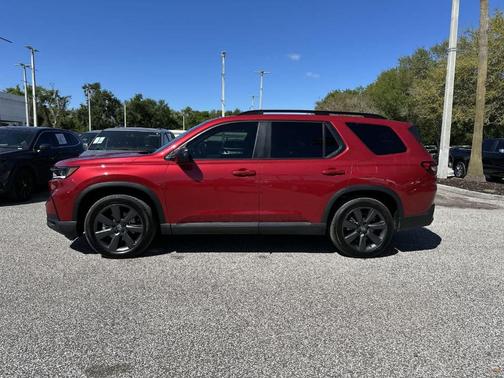 Radiant Red Metallic II 2025 Honda Pilot Sport