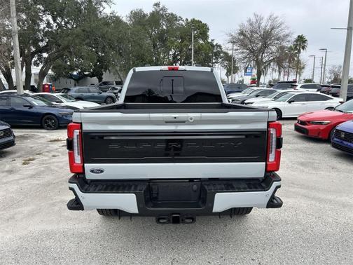 2025 Ford F-350 Platinum