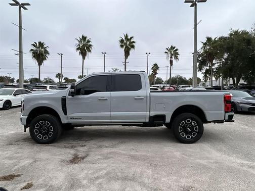 2025 Ford F-350 Platinum
