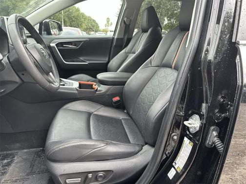 2023 Toyota RAV4 Adventure