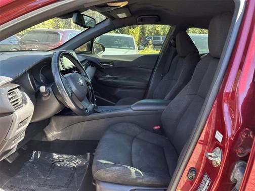 2018 Toyota C-HR XLE Premium