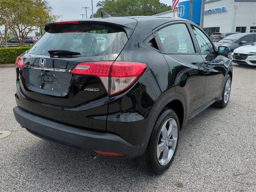 2022 Honda HR-V LX